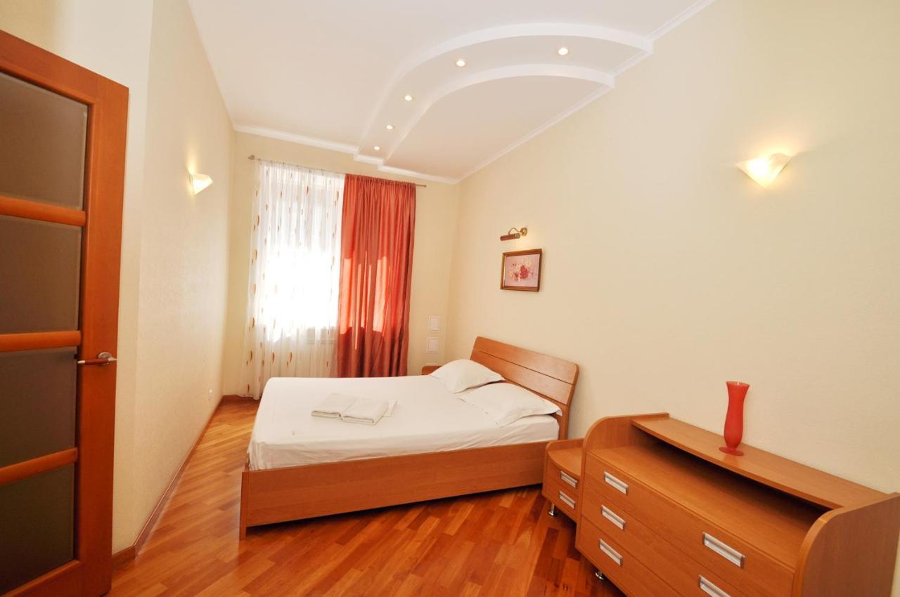 Dayflat Apartments Golden Gate Area Kijów Zewnętrze zdjęcie