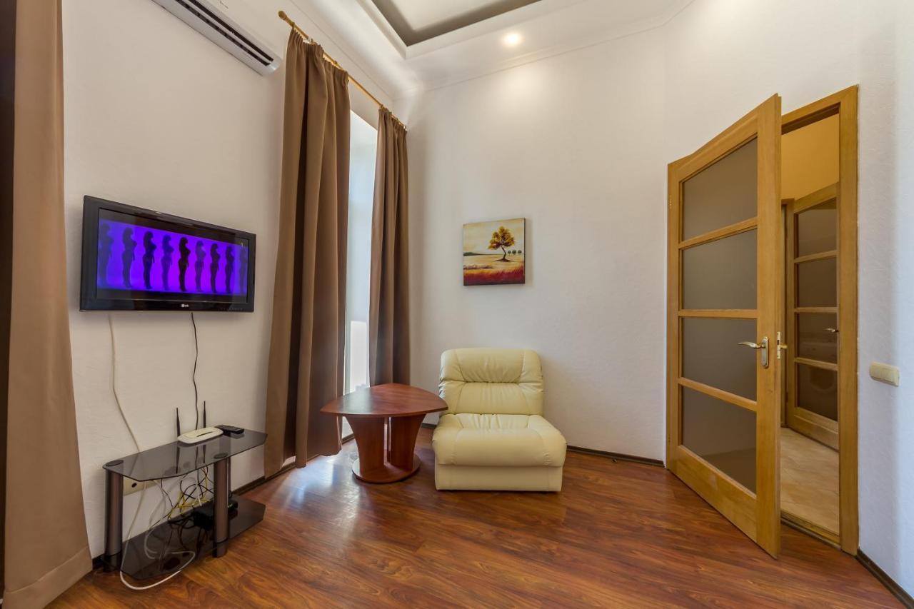 Dayflat Apartments Golden Gate Area Kijów Zewnętrze zdjęcie