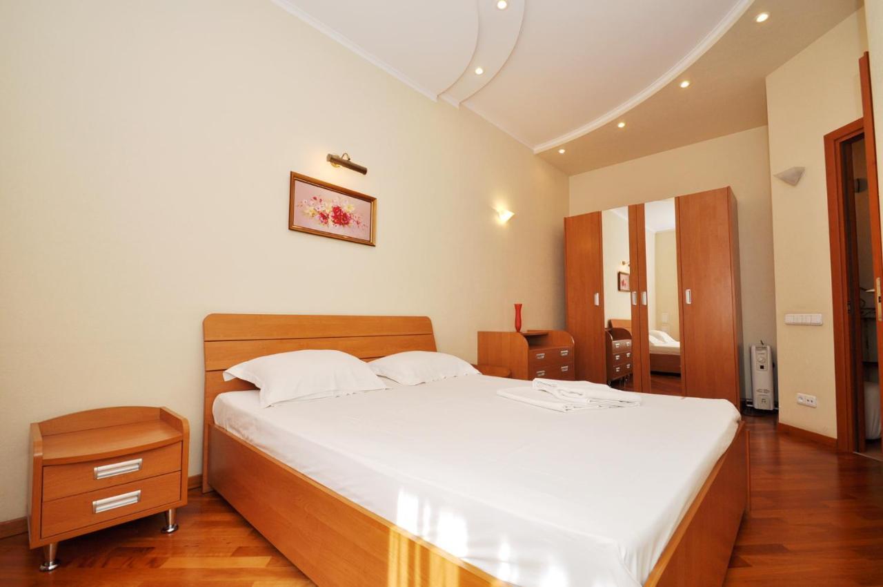 Dayflat Apartments Golden Gate Area Kijów Zewnętrze zdjęcie
